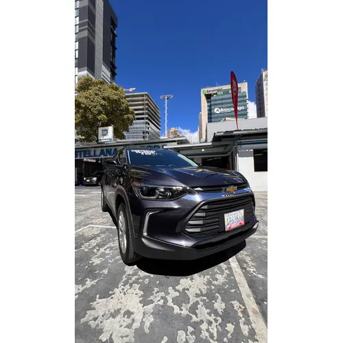 Chevrolet Tracker 2024 Gris Caracas