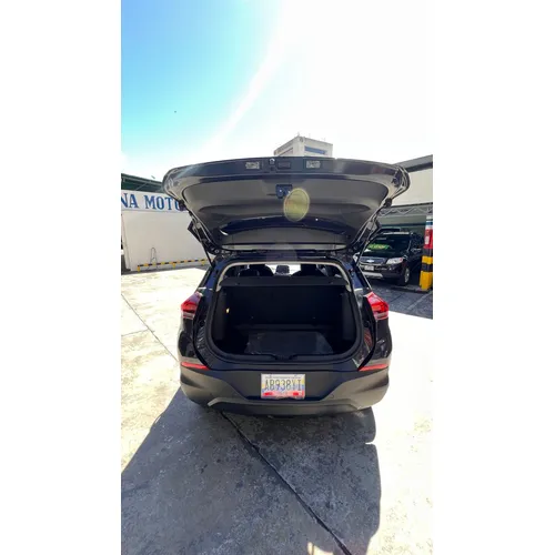 Chevrolet Tracker GL 2024 Gris Caracas