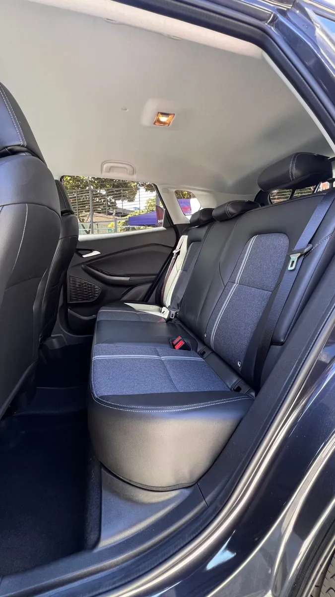 Chevrolet Tracker GL 2024 Gris Caracas