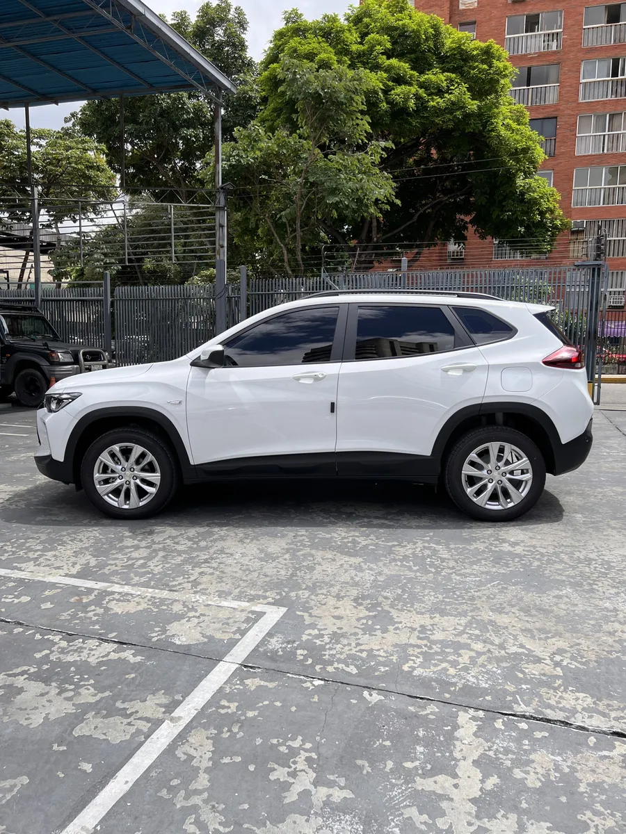 Chevrolet Tracker GL 2024 Blanco Caracas