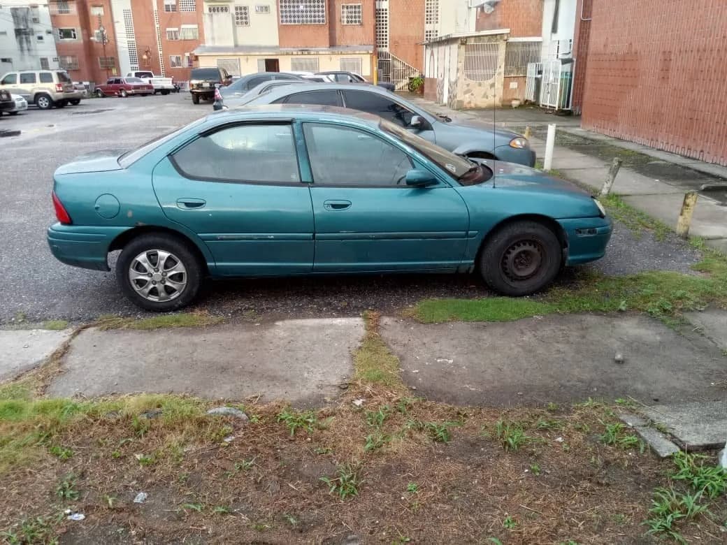 Chrysler Neon Automático 2000 verde