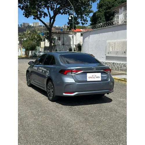 Toyota Corolla 2022 Gris Caracas