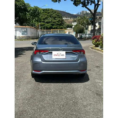 Toyota Corolla 2022 Gris Caracas