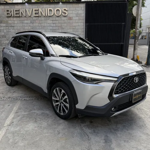 Toyota Corolla Cross 2023 Plateado Caracas