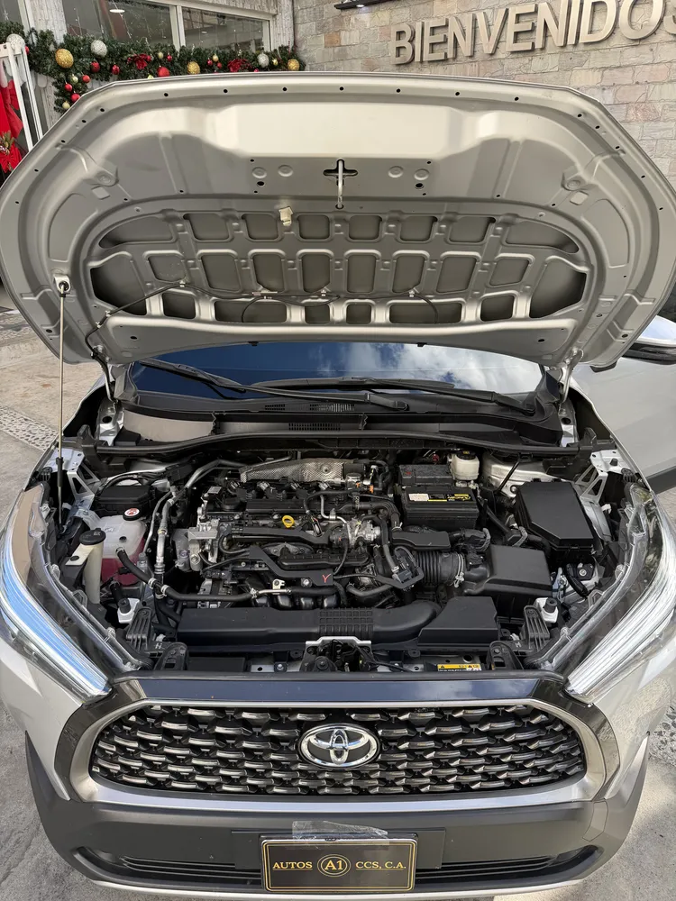 Toyota Corolla Cross 2023 Plateado Caracas