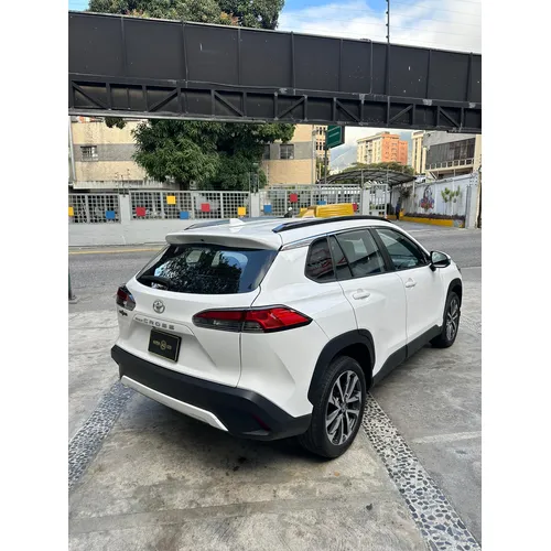 Toyota Corolla Cross 2023 Blanco Caracas
