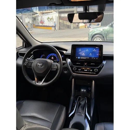 Toyota Corolla Cross 2023 Plateado Caracas