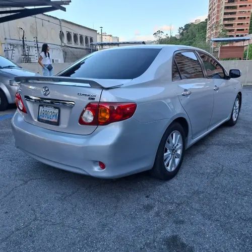 Toyota Corolla GLI 2010 Plateado Caracas