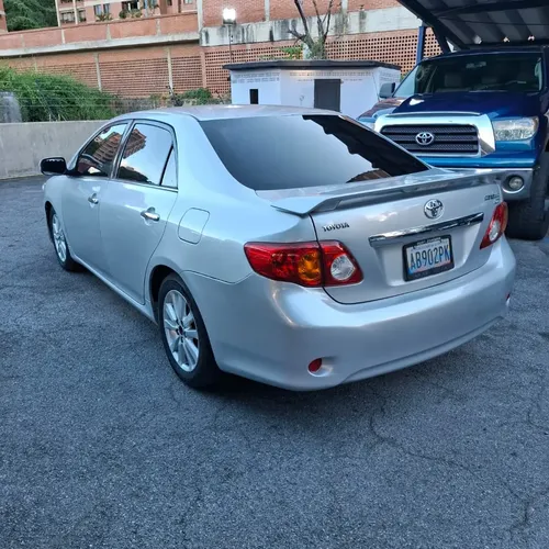 Toyota Corolla GLI 2010 Plateado Caracas