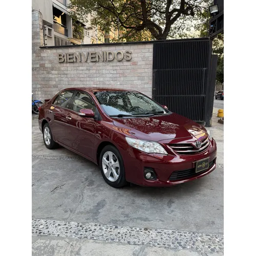 Toyota Corolla GLI 2011 Rojo Caracas