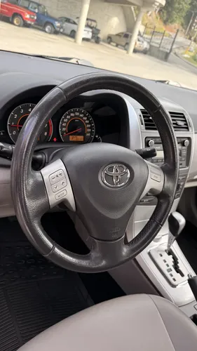 Toyota Corolla GLI 2011 Rojo