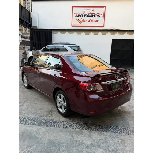 Toyota Corolla GLI 2011 Rojo Caracas