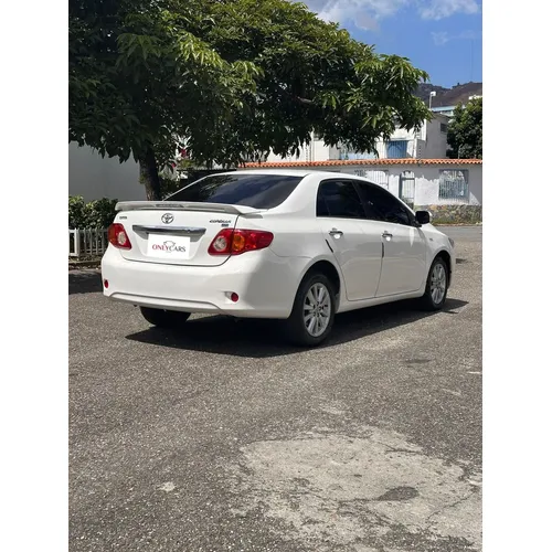 Toyota Corolla GLI 2011 Blanco Caracas