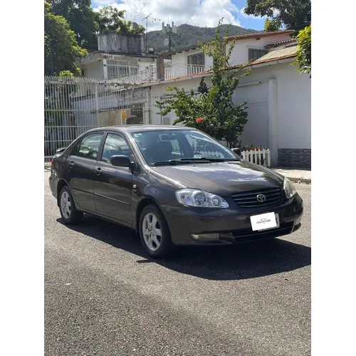 Toyota Corolla GLI 2004 Gris Caracas