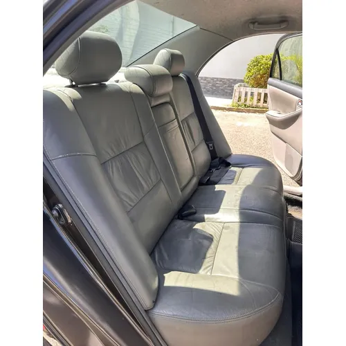 Toyota Corolla GLI 2004 Gris Caracas