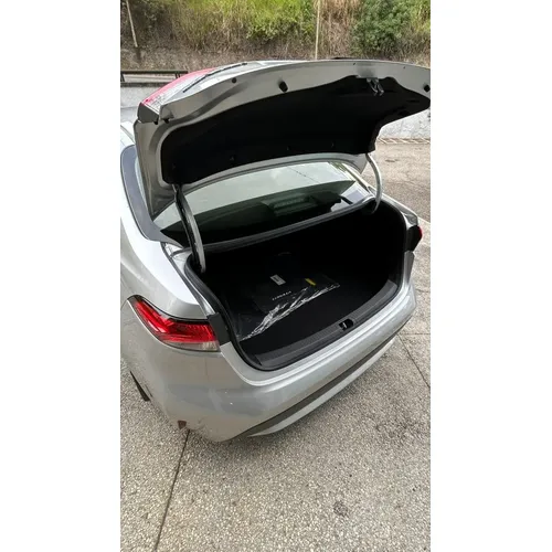 Toyota Corolla Hybrid 2021 Plateado Los Teques