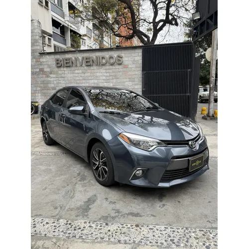Toyota Corolla LE 2015 Gris Caracas