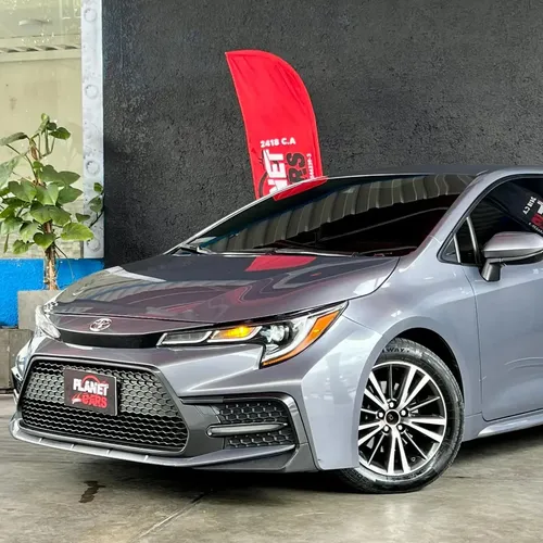 Toyota Corolla LE 2021 Gris Caracas