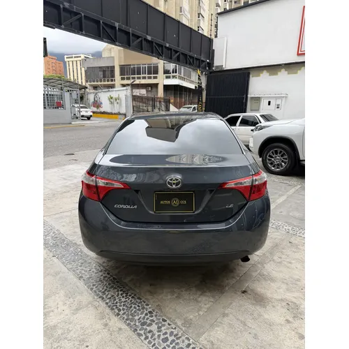 Toyota Corolla LE 2015 Gris Caracas
