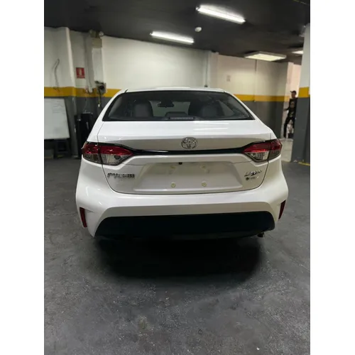 Toyota Corolla levin 2025 Blanco Caracas