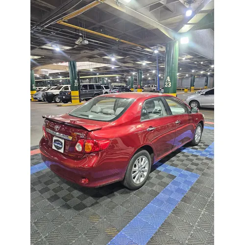 Toyota Corolla GLI 2010 Rojo Caracas