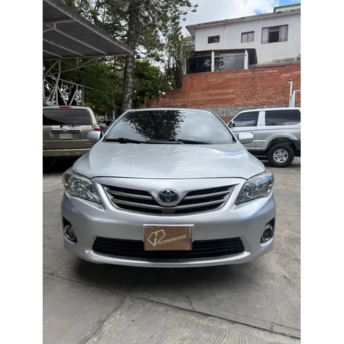Toyota Corolla XEI 2013 Plateado Caracas