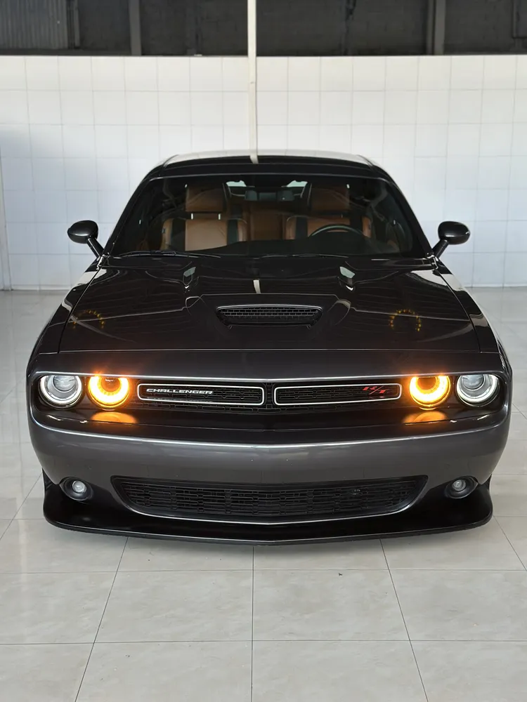Dodge Challenger RT 2019 Gris Caracas