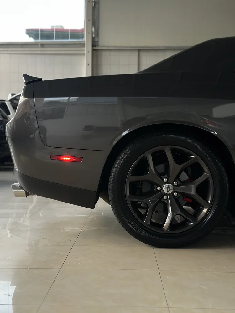 Dodge Challenger RT 2019 Gris Caracas