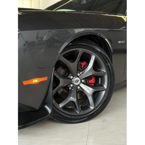 Dodge Challenger RT 2019 Gris Caracas