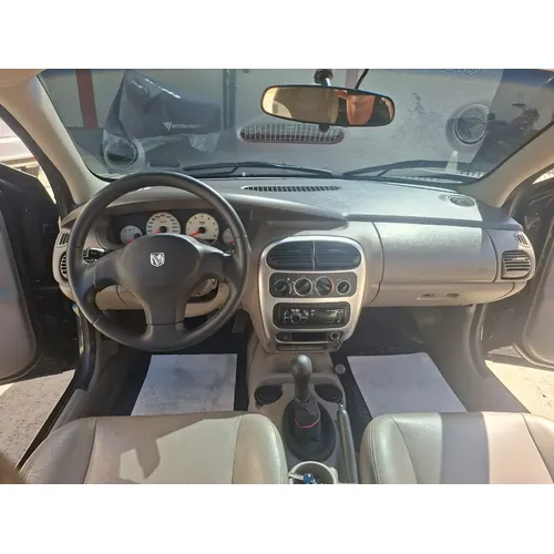 Dodge Neon 2005 Negro Caracas