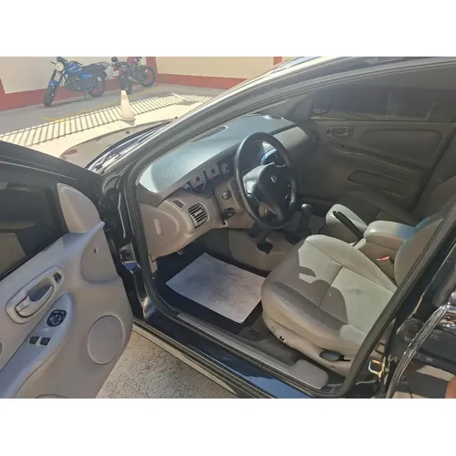 Dodge Neon 2005 Negro Caracas