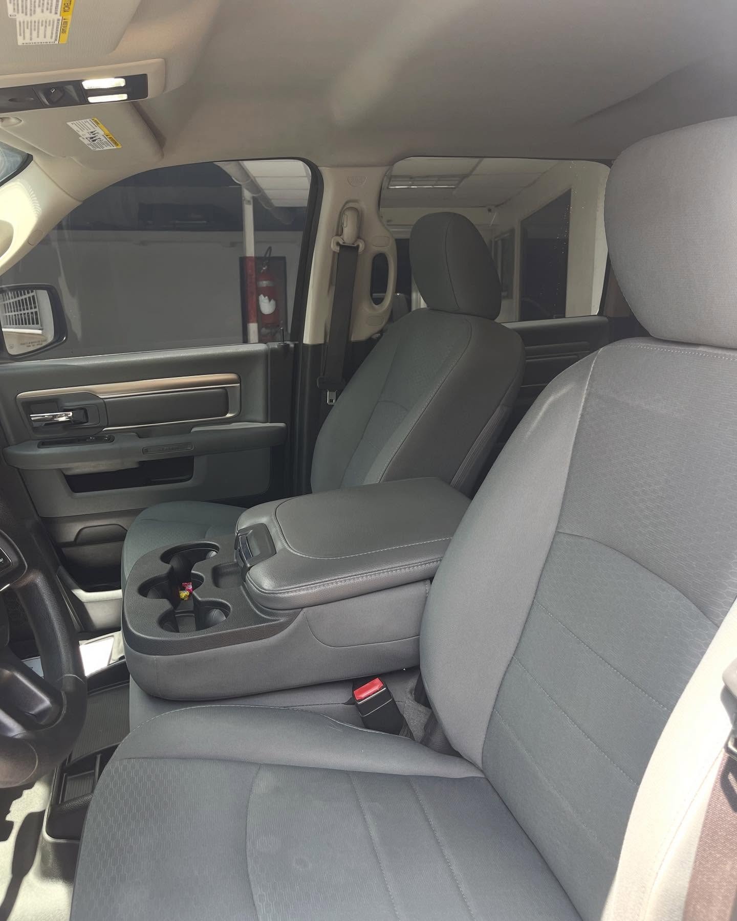 Dodge Ram 2016 pick up blanco8