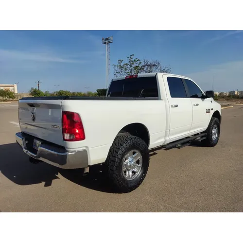 Dodge Ram 2500 2016 Blanco Punto Fijo