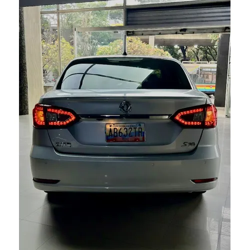 Dongfeng S30 2020 Plateado Caracas