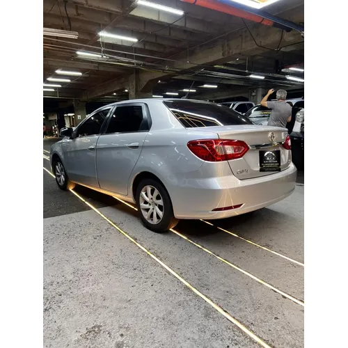 Dongfeng S30 2022 Plateado Caracas