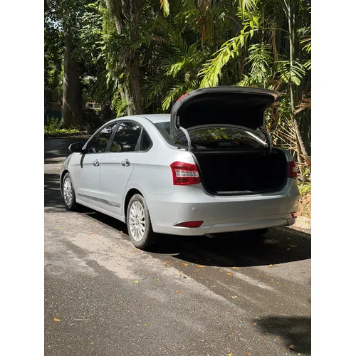 Dongfeng A60 2022 Plateado Caracas