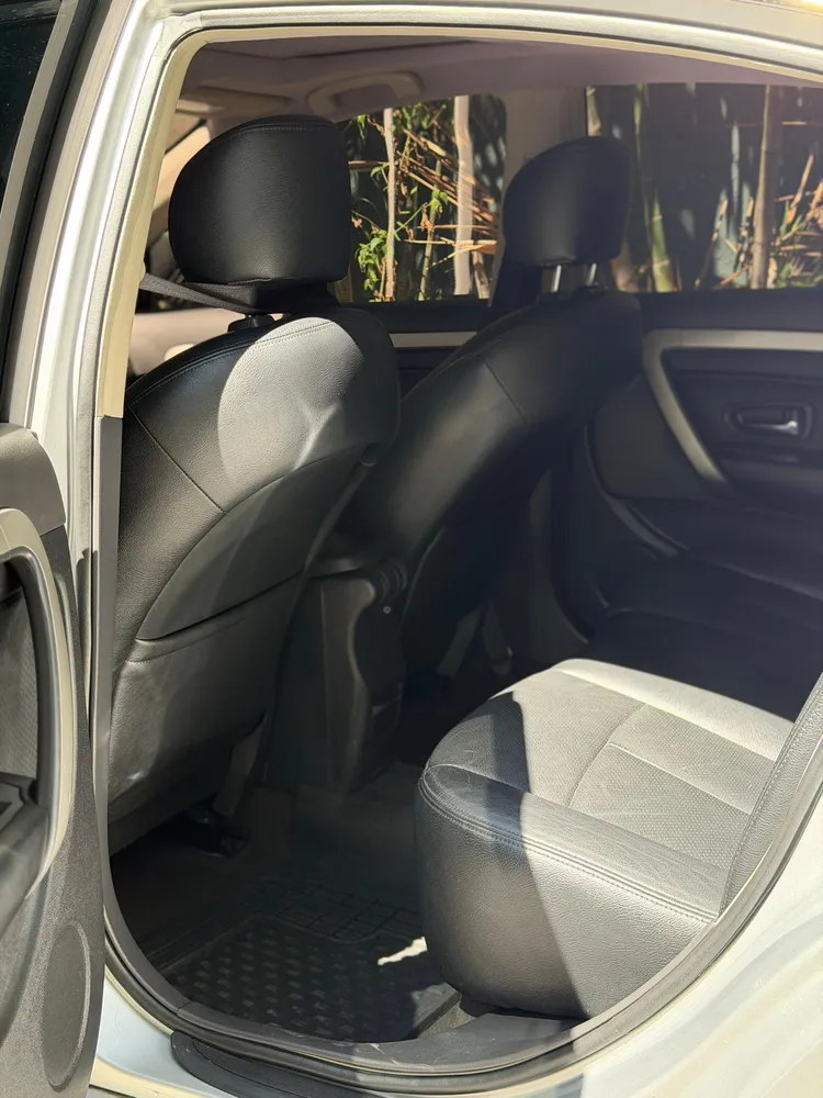 Dongfeng A60 2022 Plateado Caracas