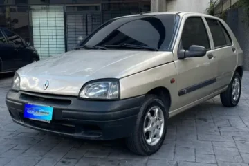 El Carro Es Del Año 1999