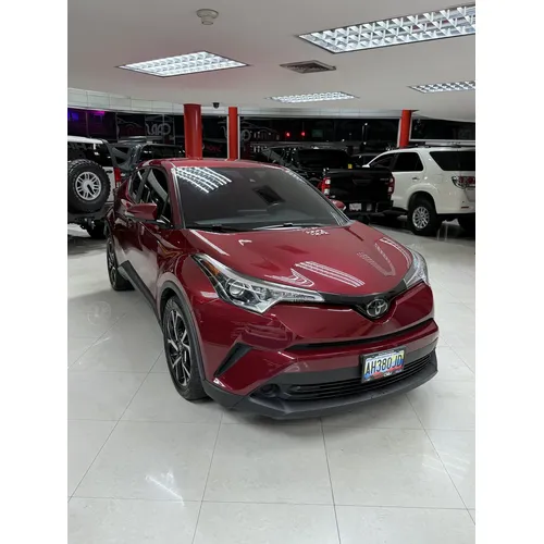 Toyota C-HR 2018 Rojo Caracas