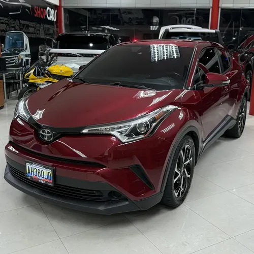 Toyota C-HR 2018 Rojo Caracas