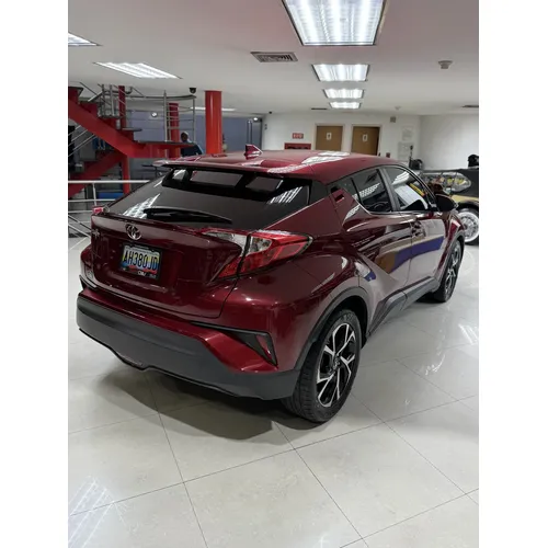 Toyota C-HR 2018 Rojo Caracas