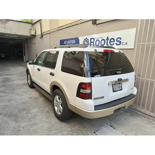 Ford Explorer Eddie Bauer 2010 Blanco Caracas