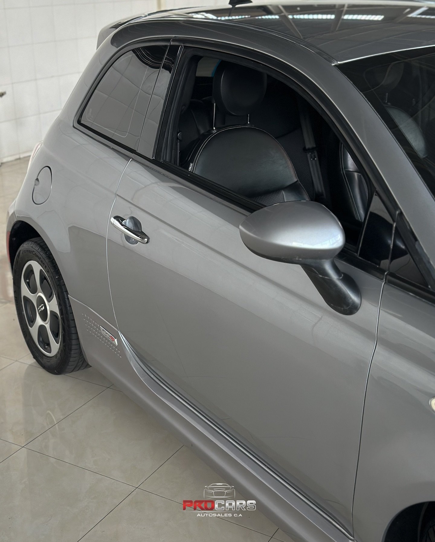 Fiat 500 eléctrico modelo 2017 Plata