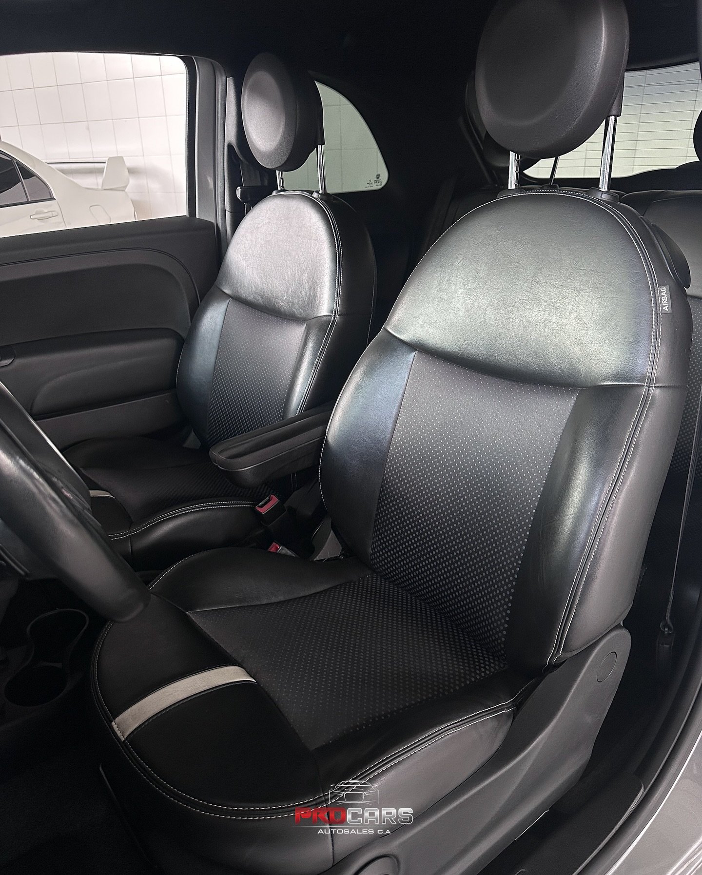 Fiat 500 eléctrico modelo 2017 Plata