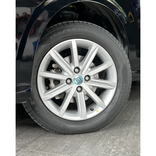 Fiat Cronos 2024 Negro Caracas