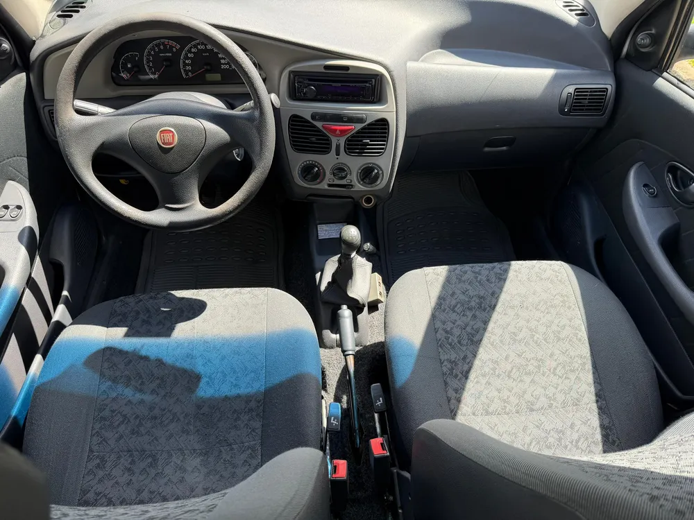 Fiat Palio 2010 Plateado Caracas