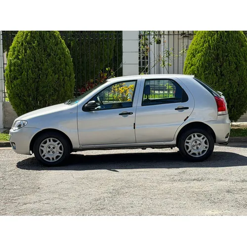 Fiat Palio 2010 Plateado Caracas