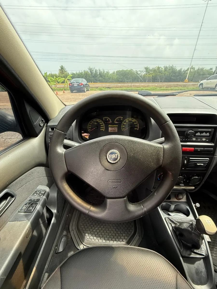 Fiat Palio Adventure 1.8 2007 Rojo