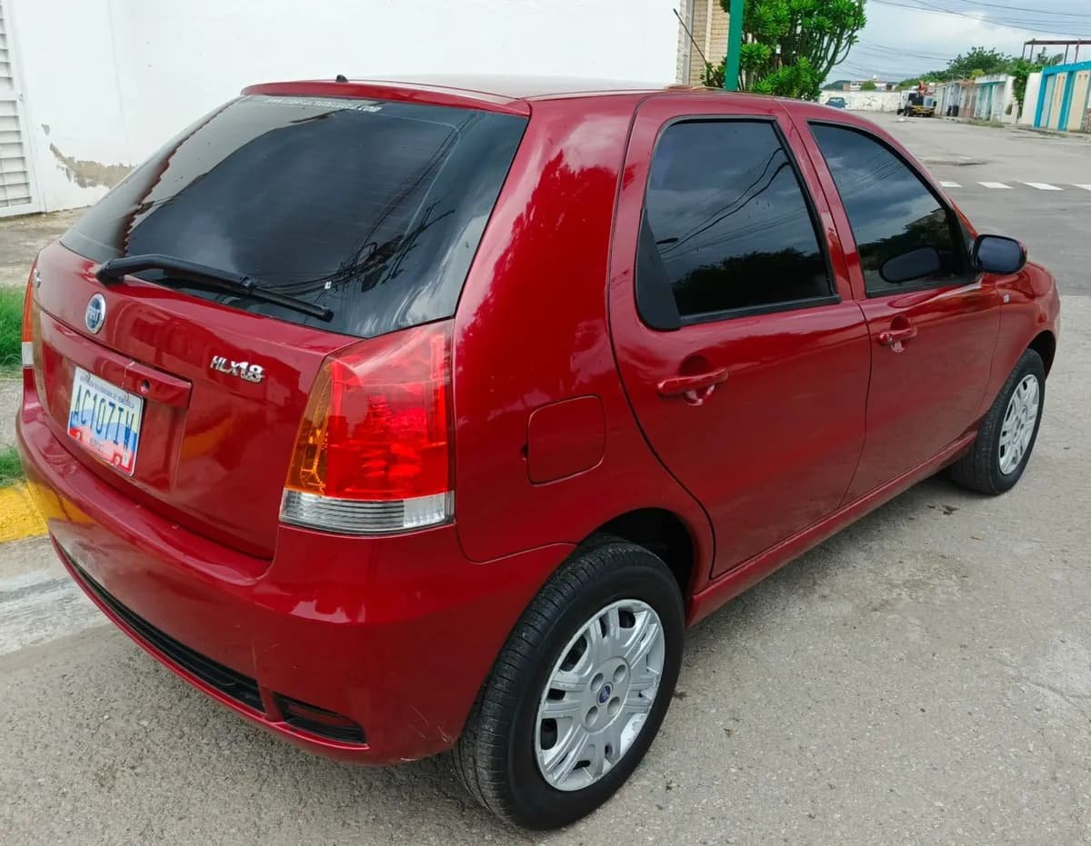 Fiat Palio HLX 2007 Rojo