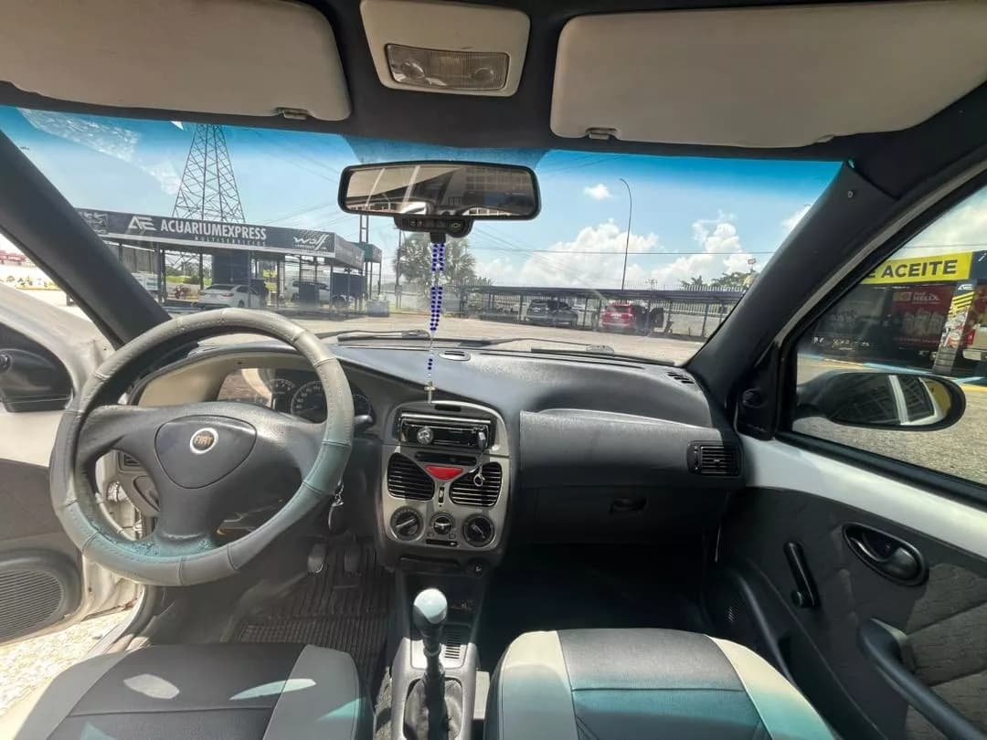 Fiat Siena Blanco Modelo 2007